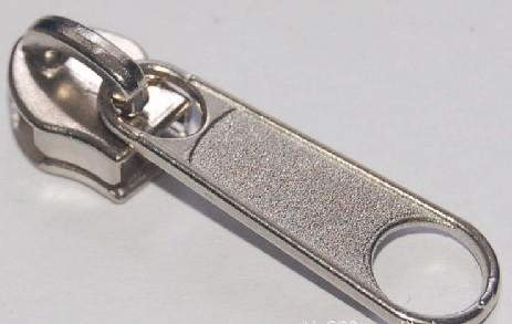 供應優質3 ,5 各厚度pvc尼龍牙拉鏈價格 廠家 圖片